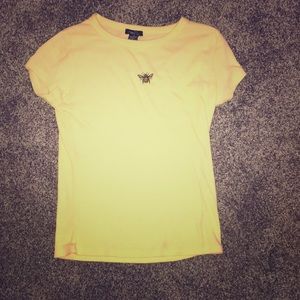 Rue 21 yellow shirt with a bumble bee